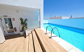 Apartamento Nuevo En Primera Planta A Con Piscina